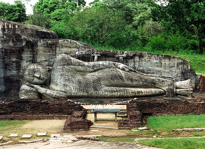 DU LỊCH HÀNH HƯƠNG SRILANKA COLOMBO - LỄ HỘI RƯỚC XÁ LỢI RĂNG PHẬT SRILANKA