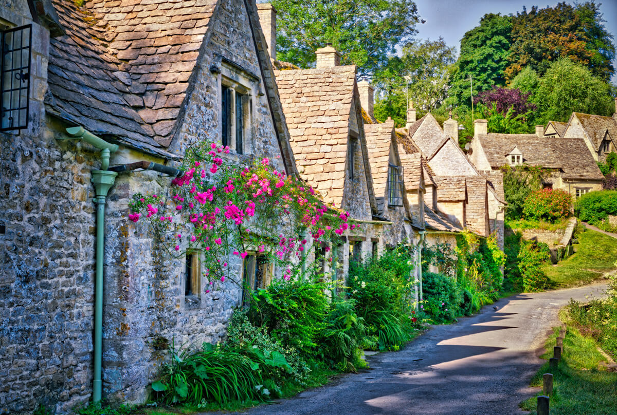 KHÁM PHÁ VƯƠNG QUỐC ANH TRỌN VẸN 9 NGÀY (ENGLAND-SCOTLAND - WALES) THẢ HỒN BÊN NHỮNG THÀNH PHỐ CỔ KÍNH THANH BÌNH NHỮNG CÁNH ĐỒNG HOA LAVENDER (OẢI HƯƠNG) TÍM BIẾC (THÁNG 6,7,8) TOUR GIÁ RẺ TỪ HÀ NỘI SÀI GÒN