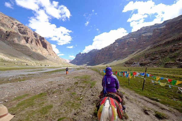 TOUR TÂY TẠNG KORA KAILASH LHASHA POTALA CUNG DARCHEN ĐÈO DOLMALA DIRAPUK HANG ĐỘNG GẮN VỚI HÀNH GIẢ YOGI GOTSANGPA - CHÙA ZULTRULPUK HANG ĐỘNG LINH THIÊNG NGÀI MILAREPA 14 NGÀY 13 ĐÊM  TỪ HÀ NỘI TP HỒ CHÍ MINH ĐÀ NẴNG 