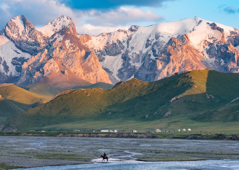 TOUR DU LỊCH TRUNG Á GIÁ RẺ TỪ HÀ NỘI TP HỒ CHÍ MINH ĐÀ NẴNG 18 NGÀY 17 ĐÊM QUA 5 NƯỚC KAKAZAKHSTAN – KYRGYZSTAN – UZBEKISTAN -TURKMENISTAN – TAJIKISTAN