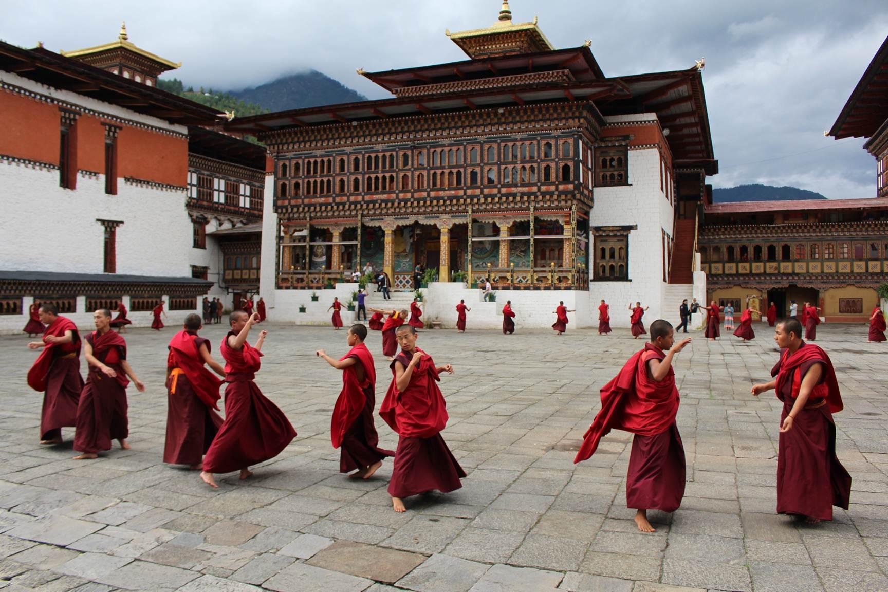 TOUR DU LỊCH ĐẶC BIỆT TỚI BHUTAN 6 NGÀY 5 ĐÊM KHÁM PHÁ VƯƠNG QUỐC NHỎ BÉ BÌNH YÊN TĨNH LẶNG TRÊN DÃY HIMALAYA BÍ ẨN HÙNG VĨ KHỞI HÀNH TỪ CẢ 2 ĐẦU HÀ NỘI VÀ TP HỒ CHÍ MINH (SÀI GÒN)