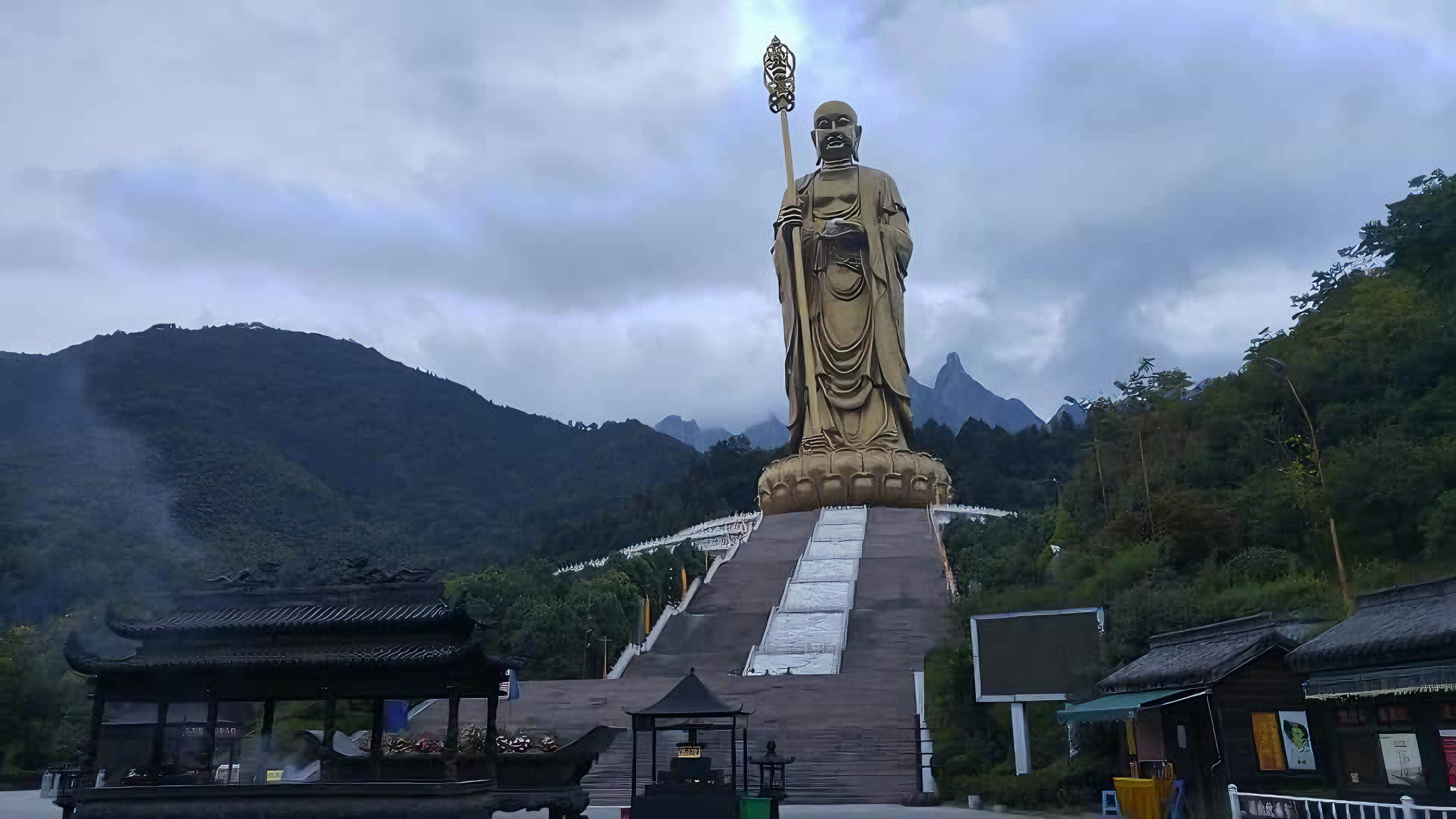 TOUR DU LỊCH TÂM LINH ĐỘC LẠ KHÁM PHÁ TỨ ĐẠI PHẬT GIÁO DANH SƠN (BỐN NGỌN NÚI THIÊNG CỦA PHẬT GIÁO TRUNG QUỐC) NGŨ ĐÀI SƠN - NGA MY SƠN - CỬU HOA SƠN - PHỔ ĐÀ SƠN HÀNH TRÌNH TRỌN VẸN 11 NGÀY 10 ĐÊM KHỞI HÀNH TỪ HÀ NỘI TP HỒ CHÍ MINH ĐÀ NẴNG 