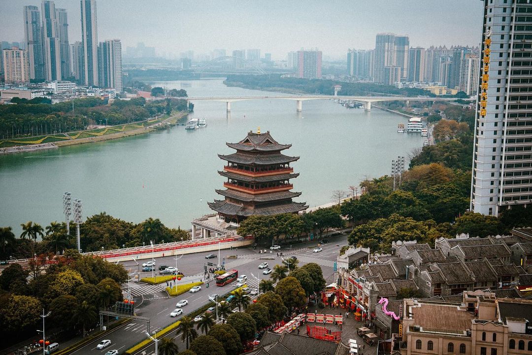 Tour Quảng Tây Trung Quốc 2026 bằng đường bộ và tàu cao tốc Hà Nội - Hữu Nghị Quan - Nam Ninh –Quế Lâm- Dương Sóc- 5 ngày 4 đêm 