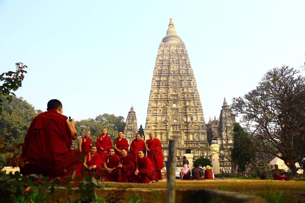 TOUR DU LỊCH HÀNH HƯƠNG PHẬT GIÁO ẤN ĐỘ NEPAL (NÊPAL) MỚI NHẤT NĂM 2025 CÙNG THẦY CHÙA DÀNH CHO CÁC PHẬT TỬ TRONG NƯỚC VÀ KIỀU BÀO HƯỚNG VỀ TỨ THÁNH TÍCH (TỨ ĐỘNG TÂM) CHUYẾN ĐI 7 NGÀY 7 ĐÊM  LAY ĐỘNG LÒNG NGƯỜI KHỞI HÀNH TỪ HÀ NỘI SÀI GÒN 