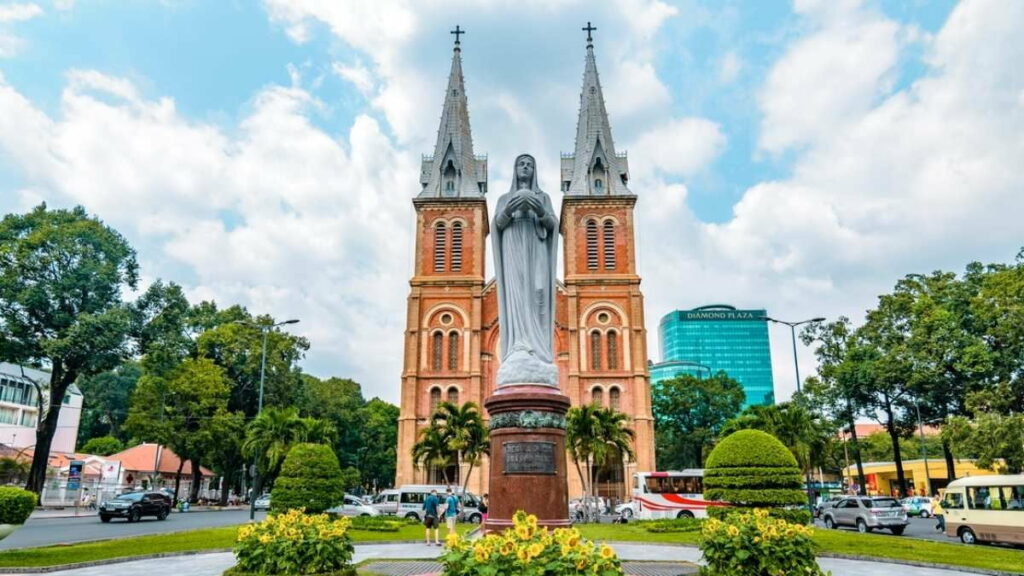 SÀI GÒN (CITY TOUR) 1 NGÀY (FULL DAY) NHẬN KHÁCH VIỆT NAM VIỆT KIỀU VÀ KHÁCH NƯỚC NGOÀI KHỞI HÀNH HÀNG NGÀY LÚC 8H SÁNG 