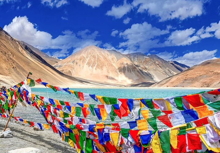 TOUR LADAKH - KASHMIR ẤN ĐỘ 11 NGÀY 10 ĐÊM KHÁM PHÁ THIÊN ĐƯỜNG XANH KASHMIR VÀ HOANG MẠC LẠNH TRÊN CAO NGUYÊN LADAKH KHỞI HÀNH TỪ HÀ NỘI TP HCM 