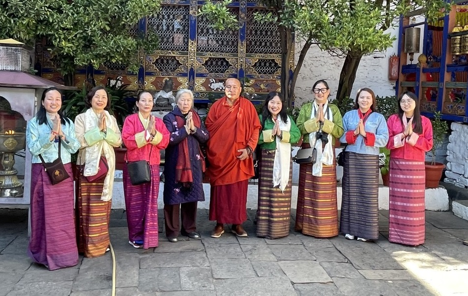TOUR BHUTAN 2026 2027 GẦN HƠN VỚI CHUYÊN CƠ BAY THẲNG NHẬN GHÉP KHÁCH LẺ TỪ HÀ NỘI TP HỒ CHÍ MINH ĐƯỜNG TỚI VÙNG ĐẤT THIÊN THAI 
