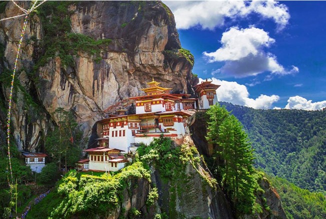 TOUR DU LỊCH ĐẶC BIỆT TỚI BHUTAN 6 NGÀY 5 ĐÊM KHÁM PHÁ VƯƠNG QUỐC NHỎ BÉ BÌNH YÊN TĨNH LẶNG TRÊN DÃY HIMALAYA BÍ ẨN HÙNG VĨ KHỞI HÀNH TỪ CẢ 2 ĐẦU HÀ NỘI VÀ TP HỒ CHÍ MINH (SÀI GÒN)