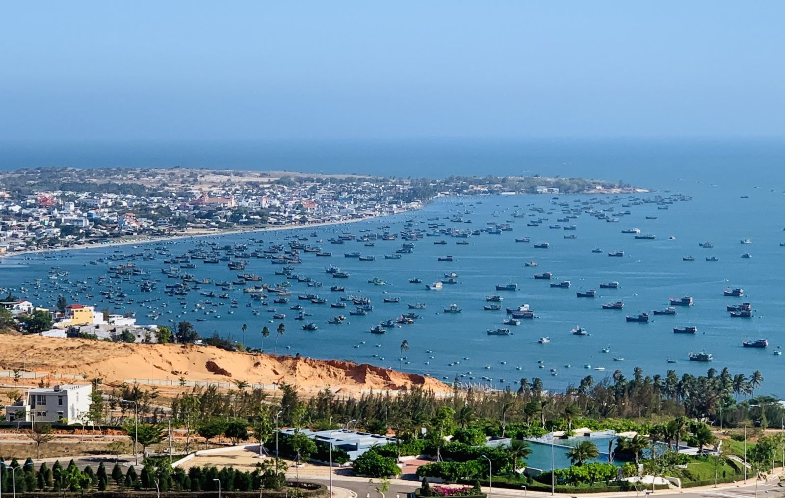 TOUR HÀ NỘI /SÀI GÒN PHAN THIẾT 2026 - MŨI NÉ- KDL TÀ CÚ - MANGO BEACH 3 NGÀY 2 ĐÊM KHỞI HÀNH HÀNG TUẦN GIÁ RẺ 