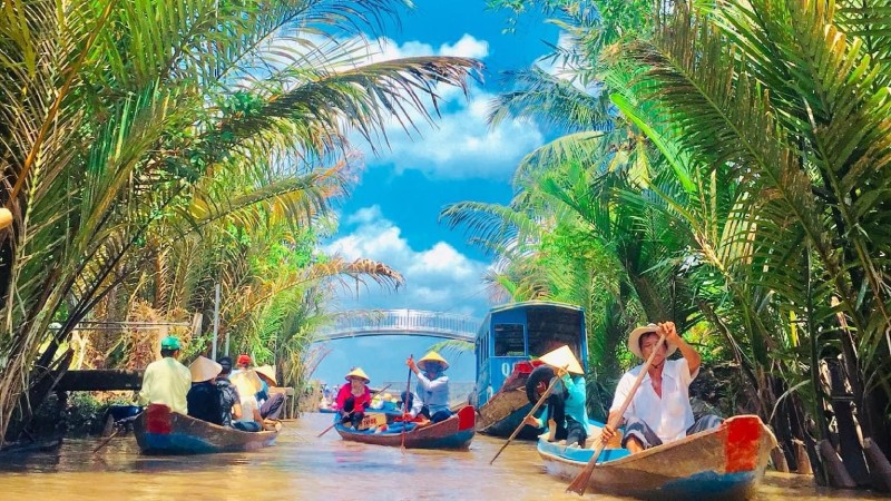 ĐẶT TOUR MIỀN TÂY KẾT HỢP TÂM LINH TỪ HÀ NỘI GIÁ RẺ 2026 ĐI SÀI GÒN - CẦN THƠ - CÀ MAU - ĐẤT MŨI - MIẾU BÀ CHÚA XỨ - RỪNG TRÀM TRÀ SƯ - TÂY NINH – NÚI BÀ ĐEN 