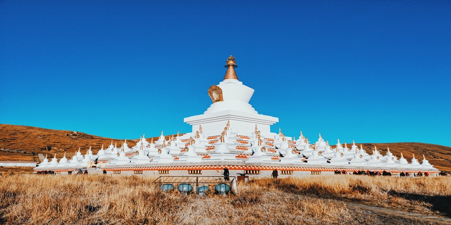 TOUR ĐẠO THÀNH - Á ĐINH - NHÃ GIANG - ĐAN BA - KHANG ĐỊNH 8 NGÀY 7 ĐÊM BƯỚC QUA CỬA NGÕ NHÂN GIAN TÌM VỀ CHÂN TRỜI ĐÃ MẤT TRẢI NGHIỆM ĐỘC ĐÁO NGỦ TẠI KHU THẮNG CẢNH Á ĐINH TOUR CHẤT LƯỢNG CAO BAY 3U TỪ HÀ NỘI TP HỒ CHÍ MINH 