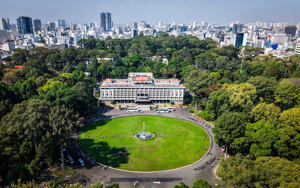 ĐÓN KHÁCH TỪ HÀ NỘI TP HCM  KHÁM PHÁ LỤC TỈNH MIỀN TÂY VĂN HÓA CAO ĐÀI 5 NGÀY 4 ĐÊM CITY TOUR SÀI GÒN - MỸ THO – CHÂU ĐỐC- CẦN THƠ  - CỒN SƠN - SÀI GÒN - TÂY NINH GIÁ RẺ KHỞI HÀNH HÀNG TUẦN 