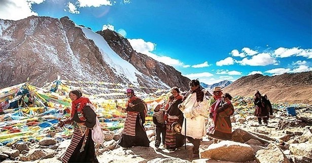 ĐẶT TOUR HÀNH HƯƠNG TÂY TẠNG 2027 –  HÀNH TRÌNH VỀ MIỀN BẢN THỂ KORA KAILASH 14 NGÀY 13 ĐÊM KHỞI HÀNH TỪ VIỆT NAM HÀ NỘI SÀI GÒN 