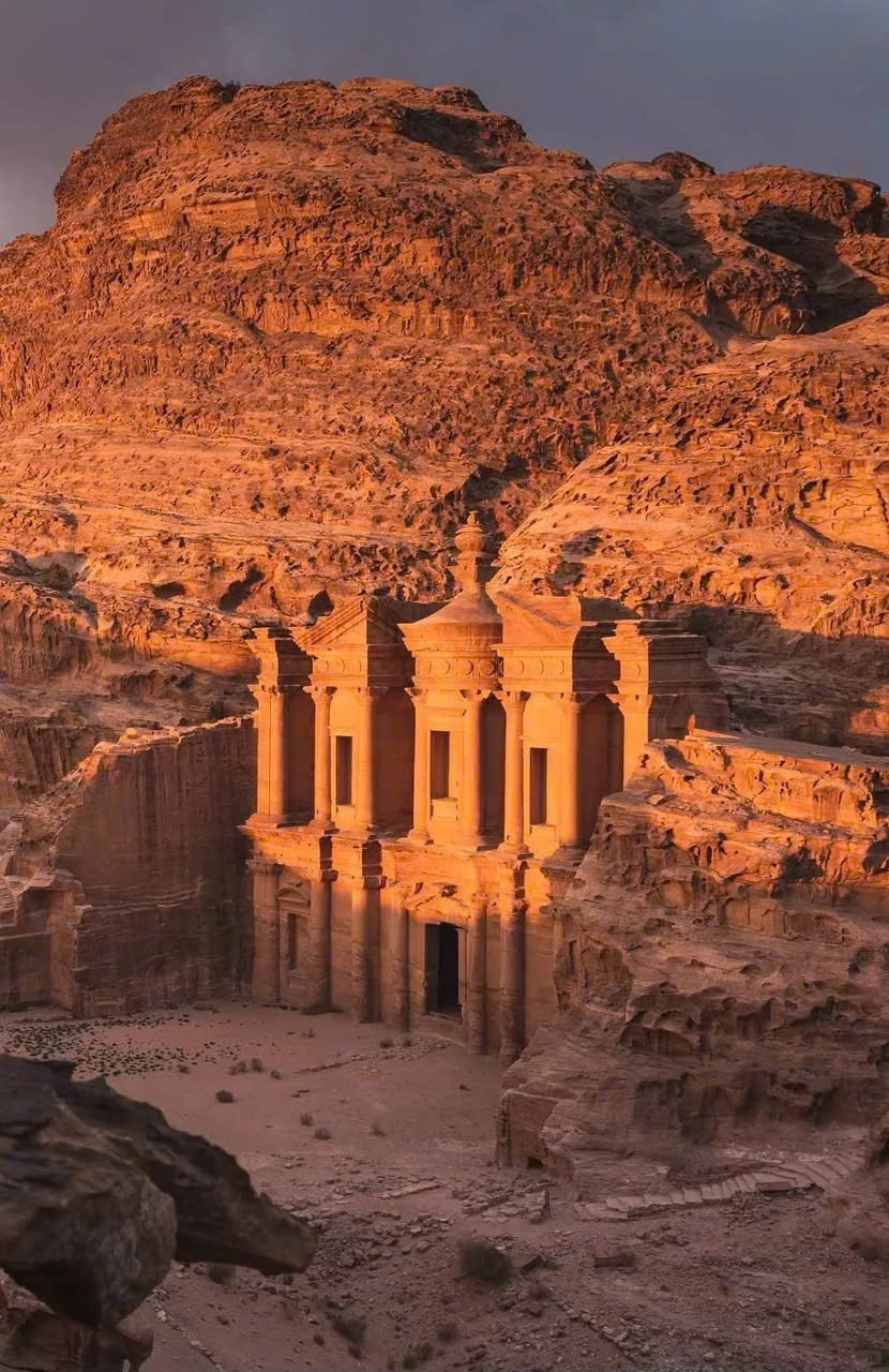 HÀNH TRÌNH ĐỘC LẠ LIÊN TUYẾN 2 QUỐC GIA THẦN THOẠI JORDAN- AI CẬP 10 NGÀY 9 ĐÊM KHỞI HÀNH TỪ HÀ NỘI/ SÀI GÒN – AMAN- MADABA -PETRA- WADIRUM- JERASH - CAIRO  ỐC ĐẢO BAHARIYA – SA MẠC TRẮNG 