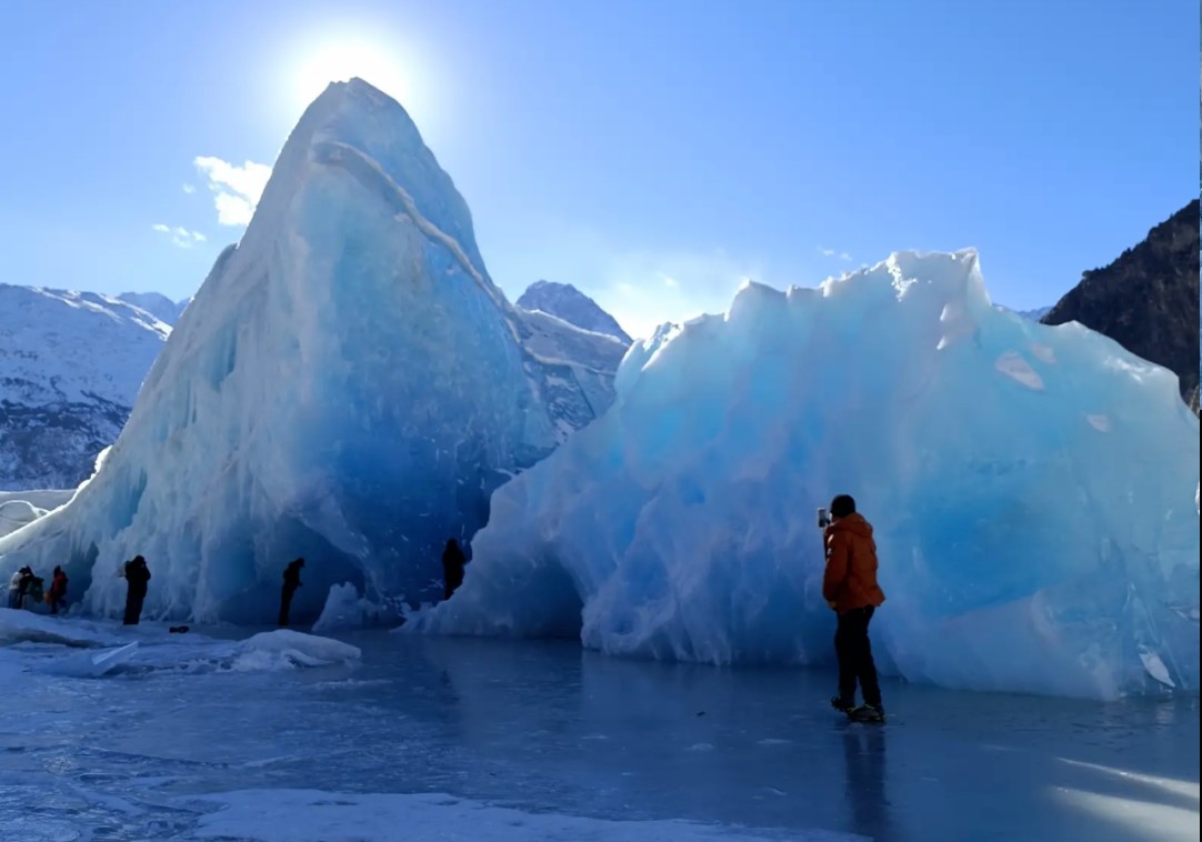 TOUR TÂY TẠNG ĐƯỜNG TÀU MỚI NHẤT 2026 POTALA CUNG - QUẦN THỂ BĂNG LAIGU - RỪNG NGUYÊN SINH LULANG - HỒ BASONGCUO 11 NGÀY 10 ĐÊM TỪ HÀ NỘI TP HỒ CHÍ MINH