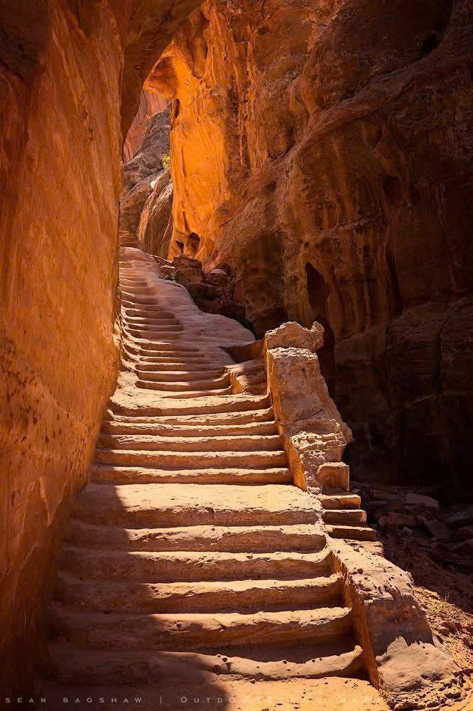 TOUR ĐỘC LẠ SUMMIT TRAVEL KHÁM PHÁ JORDAN KỲ DIỆU 2026 – DẤU CHÂN TRÊN SA MẠC ĐỎ AMMAN JERASH PETRA  8 NGÀY 7 ĐÊM KHỞI HÀNH TỪ HÀ NỘI VÀ TP HỒ CHÍ MINH 